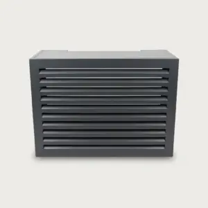 Voorkant airco ombouw met lamellen en dekplaat